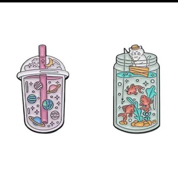 $2 SPACE DRINK PIN/BROOCH. ENAMEL/METAL. NEW. $2 WITH ANY $10 ORDER OR MORE - Picture 5 of 16